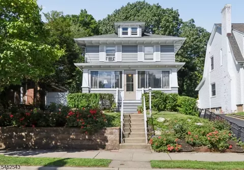 30 Brookside Ave, Hawthorne, NJ 07506