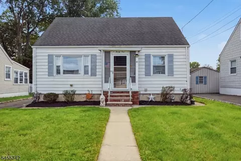 21 Harrison St, Little Falls Twp, NJ 07424