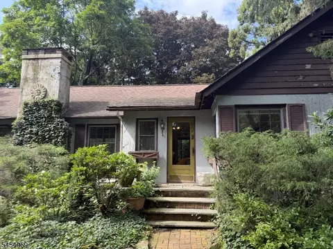 150 Old Gladstone Rd, Chester, NJ 07930