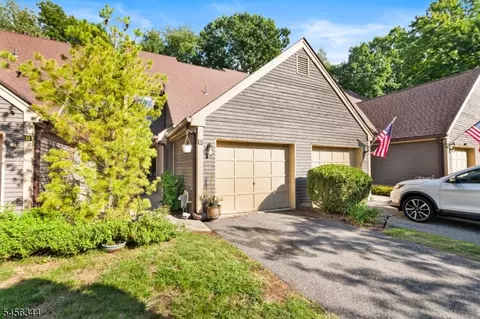 6 New Bedford Rd #C, West Milford, NJ 07480