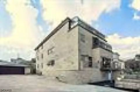 344 Paterson Plank Rd #2, Jersey City, NJ 07307