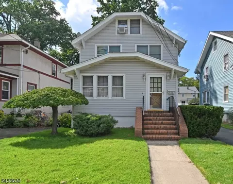 856 Ester Ave, Teaneck, NJ 07666