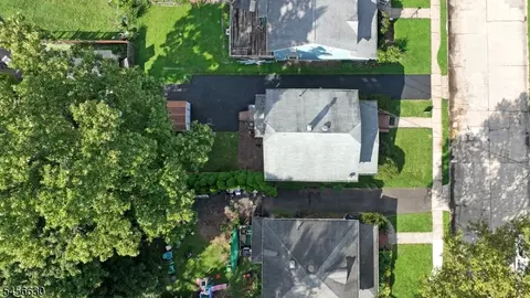 View/Area - 856 Ester Ave, Teaneck, NJ 07666 photo 2 of 3