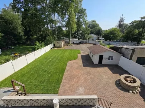683 Mill St, Belleville, NJ 07109