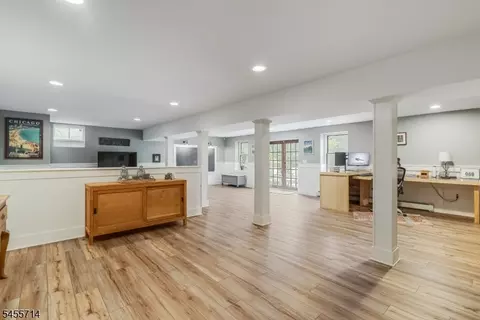 Entry Way - 80 Talmage Rd, Mendham, NJ 07945 photo 3 of 3