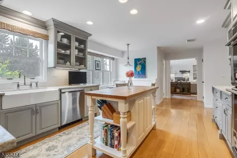 Kitchen - 80 Talmage Rd, Mendham, NJ 07945 photo 4 of 4