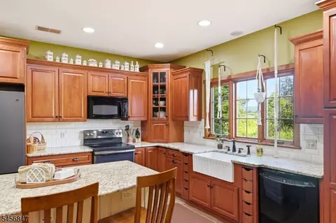 Kitchen - 508 Maple Ln, Andover, NJ 07821 photo 3 of 3