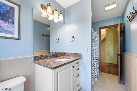 Bath - 508 Maple Ln, Andover, NJ 07821 photo 2 of 5