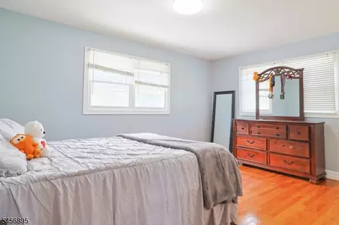 Bedroom - 17 Corwin St, Kenvil, NJ 07847 photo 2 of 6