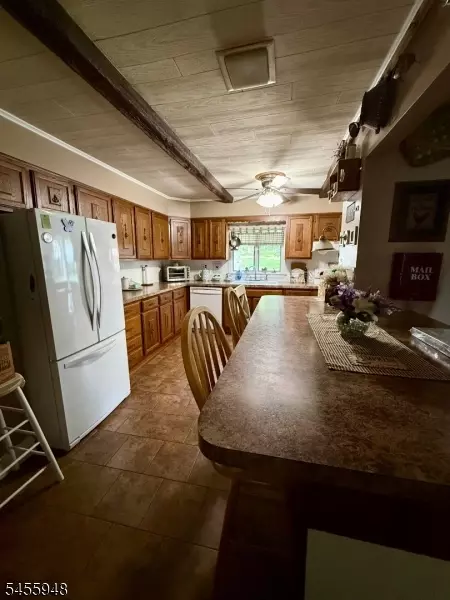 Kitchen - 3100 Belvidere Rd, Phillipsburg, NJ 08865 photo 2 of 3