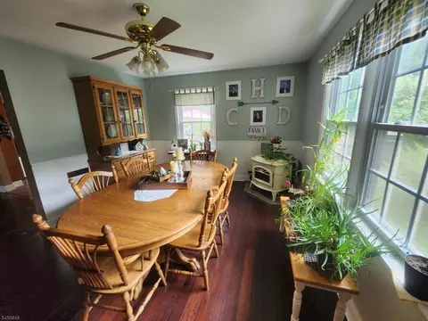 Dining - 3100 Belvidere Rd, Phillipsburg, NJ 08865 photo 2 of 3