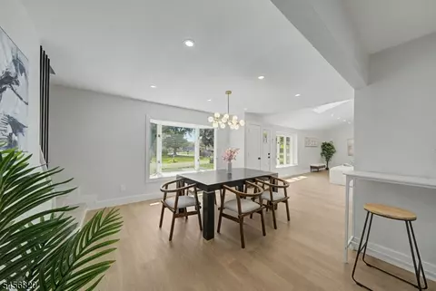 Dining - 19 Ferndale Rd, Wayne, NJ 07470 photo 3 of 3