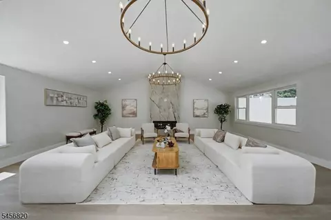 Living - 19 Ferndale Rd, Wayne, NJ 07470 photo 1 of 3