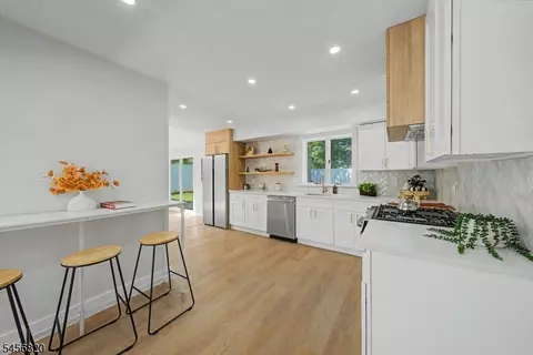 Kitchen - 19 Ferndale Rd, Wayne, NJ 07470 photo 3 of 3