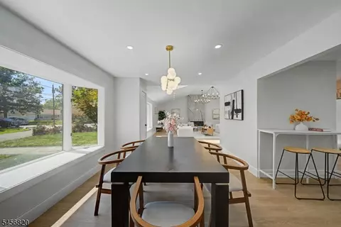Dining - 19 Ferndale Rd, Wayne, NJ 07470 photo 2 of 3