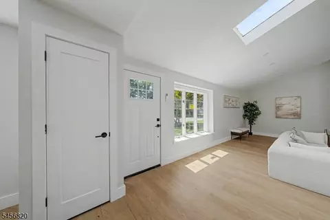 Entry Way - 19 Ferndale Rd, Wayne, NJ 07470 photo 1 of 1