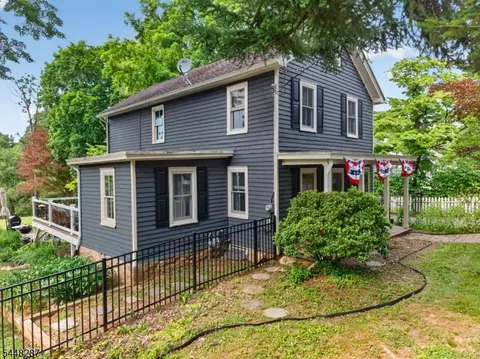 Exterior - 79 W Main St, Mendham, NJ 07945 photo 13 of 15