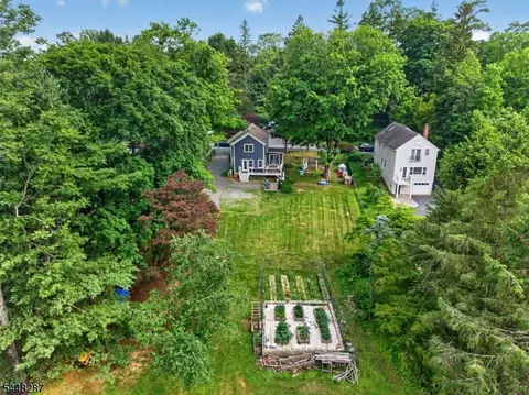 Exterior - 79 W Main St, Mendham, NJ 07945 photo 14 of 15