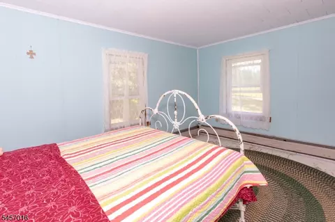 Bedroom - 31 Crigger Rd, Wantage, NJ 07461 photo 4 of 6
