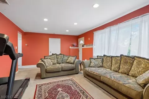 Other - 347 Alan Dr, Paramus, NJ 07652 photo 9 of 12