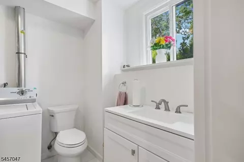 Other - 347 Alan Dr, Paramus, NJ 07652 photo 10 of 12