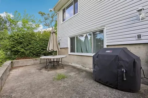 Other - 347 Alan Dr, Paramus, NJ 07652 photo 11 of 12