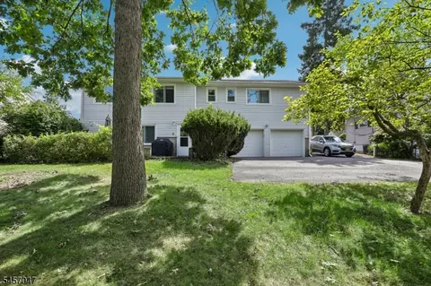 Exterior - 347 Alan Dr, Paramus, NJ 07652 photo 2 of 3