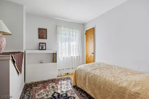Bedroom - 347 Alan Dr, Paramus, NJ 07652 photo 5 of 7
