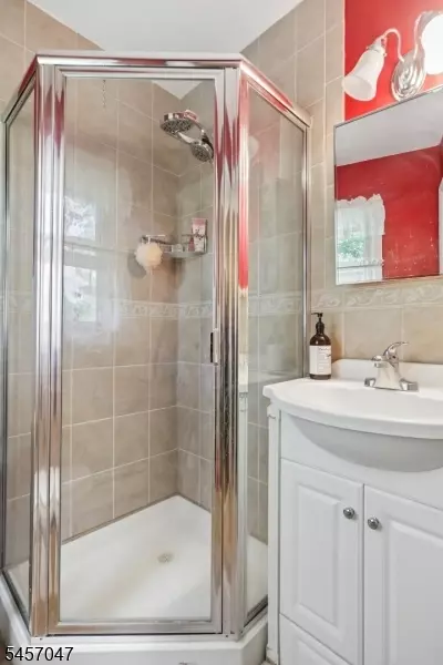 Other - 347 Alan Dr, Paramus, NJ 07652 photo 7 of 12