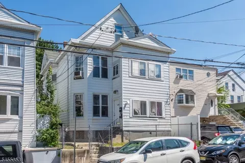 985-987 E 23rd St, Paterson, NJ 07513