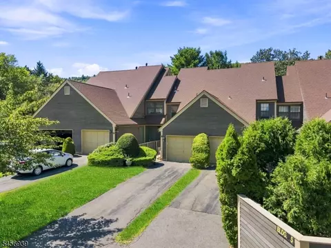 5 New Bedford Rd # C, West Milford, NJ 07480