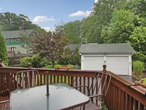 Exterior - 703 Marshall Pl, Plainfield, NJ 07062 photo 3 of 5