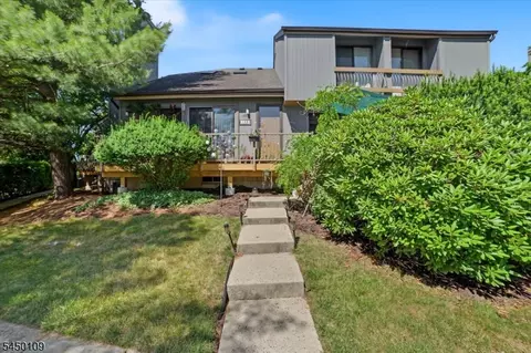 132 Bayberry Row Ondo, Basking Ridge, NJ 07920
