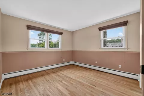 Bedroom - 42 Hanover Pl, Wayne, NJ 07470 photo 3 of 5