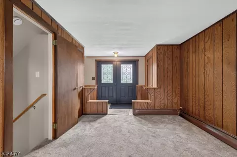 Entry Way - 42 Hanover Pl, Wayne, NJ 07470 photo 4 of 4