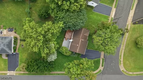 View/Area - 42 Hanover Pl, Wayne, NJ 07470 photo 2 of 3