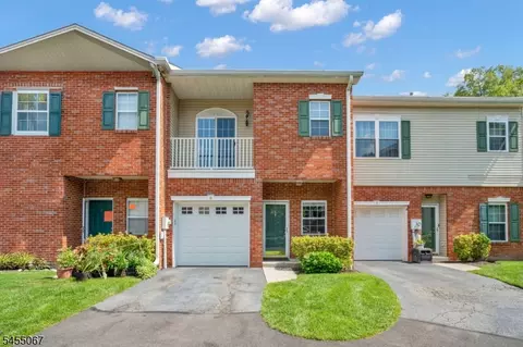 8 Allister Ct, Lincoln Park, NJ 07035