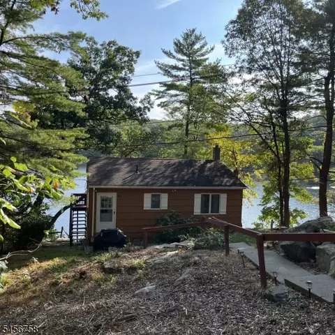 6 Jans Way, Byram Twp, NJ 07821