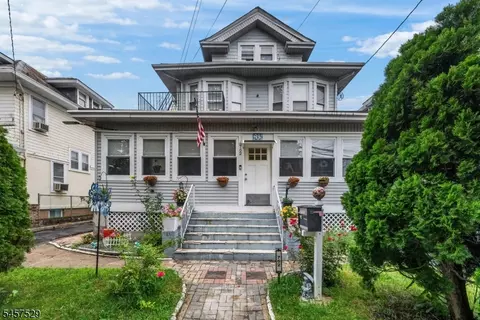 760 Parker St, Newark, NJ 07104