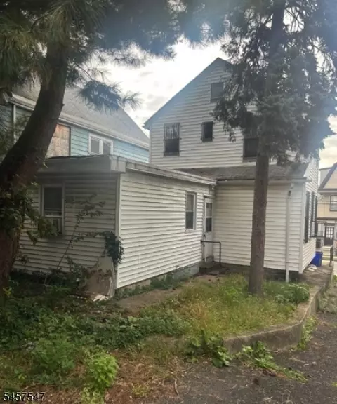 35 Durand Pl, Irvington, NJ 07111