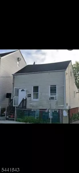 126 Montgomery St, Paterson, NJ 07501