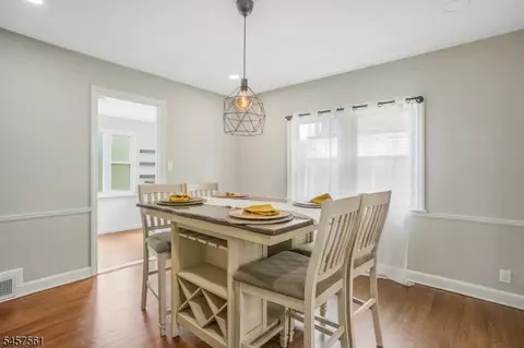 16 Pleasant Ave, Belleville, NJ 07109