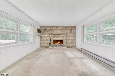 Living - 105 Arnot Pl, Paramus, NJ 07652 photo 3 of 3