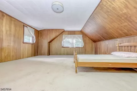 Bedroom - 105 Arnot Pl, Paramus, NJ 07652 photo 3 of 3