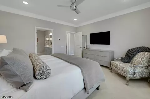 Bedroom - 34 Tate Rd, Flemington, NJ 08822 photo 2 of 3