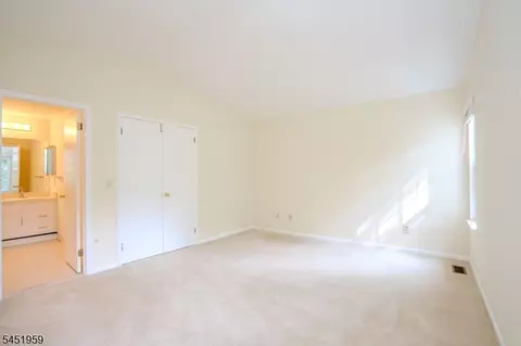 9 Evans Ct, Bedminster, NJ 07921 photo 20