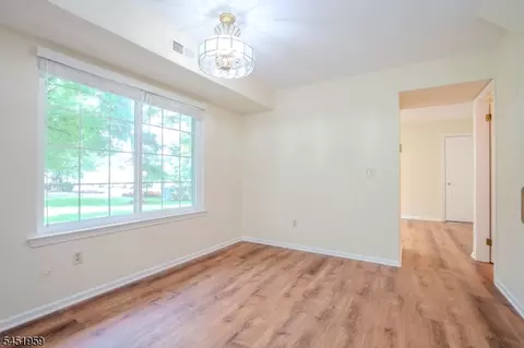 9 Evans Ct, Bedminster, NJ 07921 photo 9