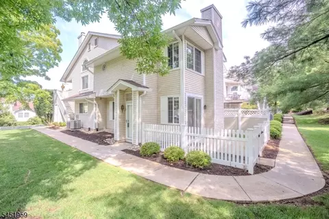 9 Evans Ct, Bedminster, NJ 07921 photo 1