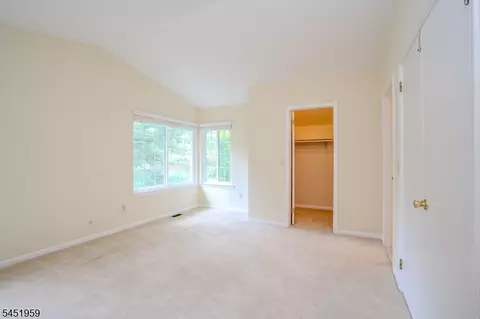 Bedroom - 9 Evans Ct, Bedminster, NJ 07921 photo 4 of 6