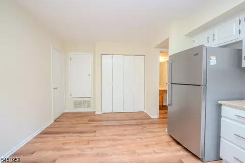 9 Evans Ct, Bedminster, NJ 07921 photo 13